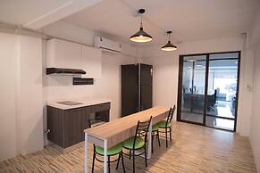 Malizon Hotel & Residences