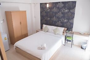 Malizon Hotel & Residences