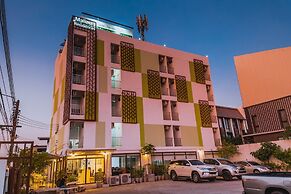 Malizon Hotel & Residences