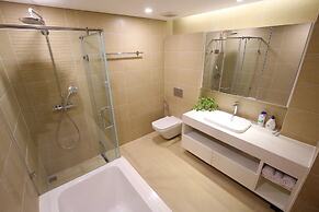 Bayhomes Metropolis Serviced Apartment