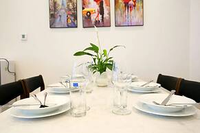 Bayhomes Metropolis Serviced Apartment