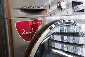 Bayhomes Metropolis Serviced Apartment