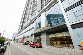 Bayhomes Metropolis Serviced Apartment