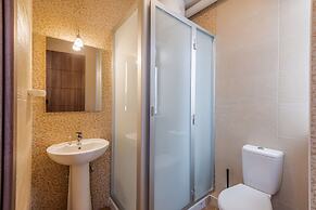 Seashells Penthouse Hot Tub Seaview by Getaways Malta