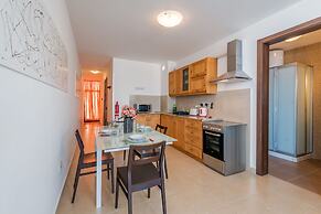 Seashells Penthouse Seaview Terrace by Getaways Malta