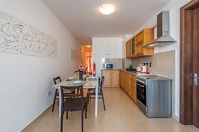 Seashells Penthouse Seaview Terrace by Getaways Malta