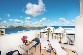 Seashells Penthouse Seaview Terrace by Getaways Malta