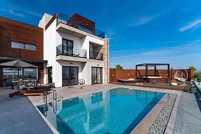 Amara Luxury villas