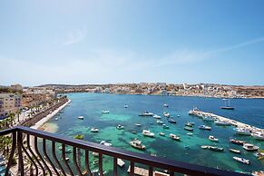 Harbour Lights Seafront Penthouse by Getaways Malta
