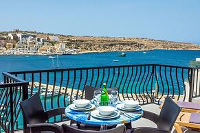 Harbour Lights Seafront Penthouse by Getaways Malta