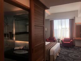 Ritz Grand Hotel Mandalay