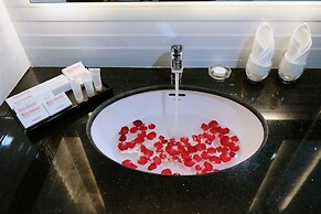 Ritz Grand Hotel Mandalay