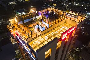 Ritz Grand Hotel Mandalay