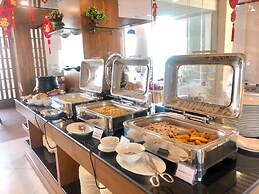 Ritz Grand Hotel Mandalay