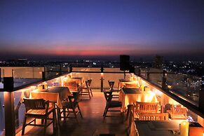 Ritz Grand Hotel Mandalay