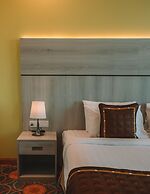 Ritz Grand Hotel Mandalay