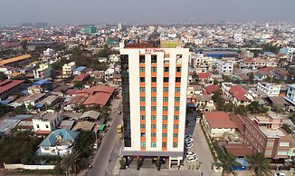 Ritz Grand Hotel Mandalay