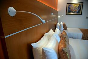 Ritz Grand Hotel Mandalay