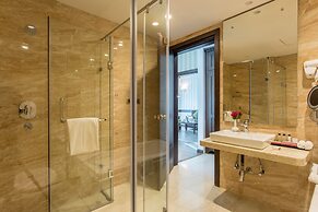 Soaltee Westend Premier