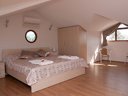 Pomegranate Garden Villas