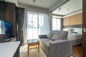 Aristo Surin by Lofty