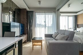 Aristo Surin by Lofty