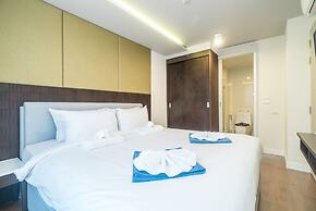 Aristo Surin by Lofty