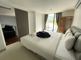 Aristo Surin by Lofty