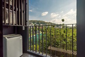 Aristo Surin by Lofty