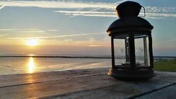 Wohnung an der Lagune mit Terrasse