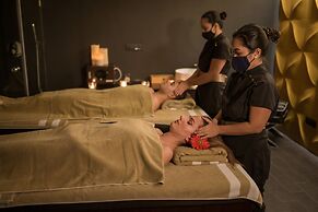 HOLM Boutique &Spa - IK Collection