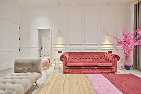 HOLM Boutique &Spa - IK Collection