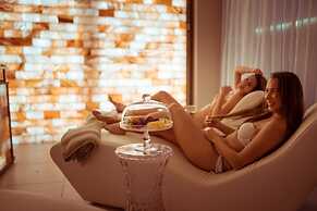 HOLM Boutique &Spa - IK Collection