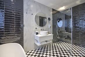 HOLM Boutique &Spa - IK Collection