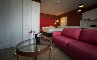 HOLM Boutique &Spa - IK Collection