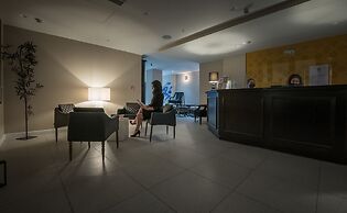 HOLM Boutique &Spa - IK Collection