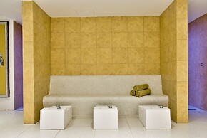 HOLM Boutique &Spa - IK Collection