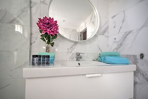 In Faro with Sea View