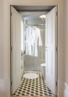 Boutique Rentals Little Treasure Studio
