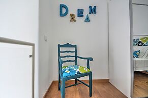 Blue Barqueta Studio