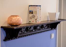 Boutique Rentals - Provence Apartment