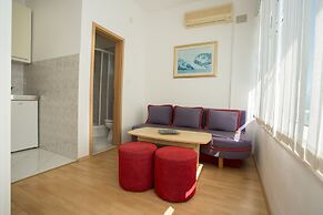 Beach Apartments Rumin