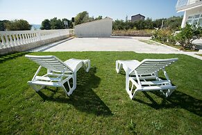 Beach Apartments Rumin