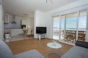 Beach Apartments Rumin