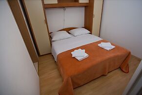 Beach Apartments Rumin