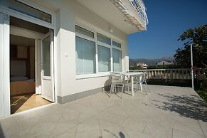 Beach Apartments Rumin