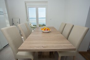 Beach Apartments Rumin