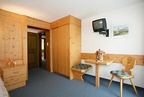 Landhaus Schöpf & Haus Alpina