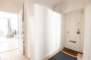 2ndhomes Beautiful & Modern 1BR Home with Central Location