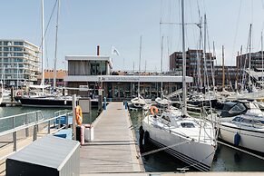 BizStay Harbour Scheveningen Apartments